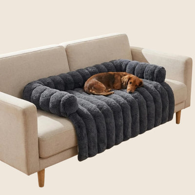 SnuggieBed op beige achtergrond